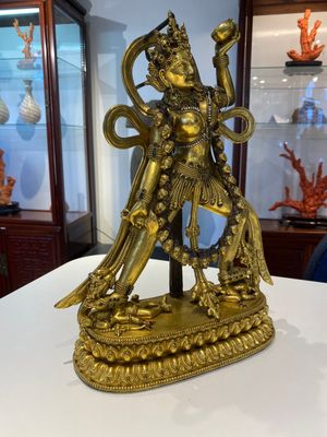Statuette de Sarvabouddha Dakini en bronze doré, Sino-Tibet, probablement 15ème — photo 2