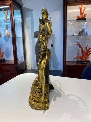 Statuette de Sarvabouddha Dakini en bronze doré, Sino-Tibet, probablement 15ème — photo 3