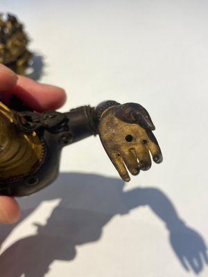 Statuette de Yamantaka en bronze doré, Sino-Tibet, probablement 17/18ème — photo 26
