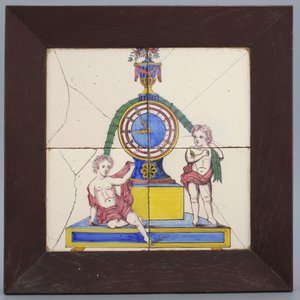 Tableau de carreaux en faïence de Delft, polychrome, décor d'horloge, probablement Utrecht, 19e — photo 1