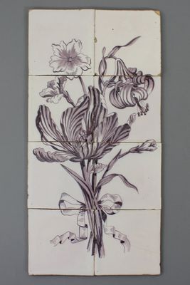 Tableau en faïence manganèse de Delft, décor bouquet, 19e-20e