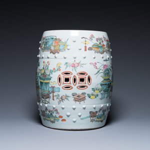 Tabouret en porcelaine de Chine qianjiang cai à décor d'antiquités dans le style de Xu Pinheng 許品衡, 19ème — photo 5