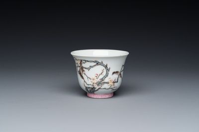 Tasse en porcelaine de Chine famille rose, marque de Qing Shen Xuan 清慎軒, 19ème