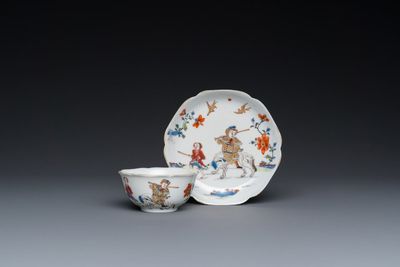 Tasse et soucoupe en porcelaine de Chine famille rose à décor d'un mahout sur son éléphant, Yongzheng
