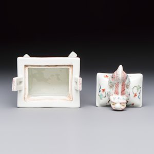 TBC price A Japanese kakiemon censer and cover, in a wooden box, Meiji, 19th C. — foto 6