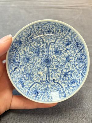 Ten Chinese blue and white cups and eleven saucers, Kangxi — 照片 17