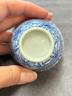 Ten Chinese blue and white cups and eleven saucers, Kangxi — 照片 46