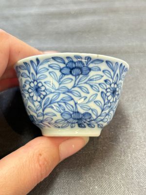 Ten Chinese blue and white cups and eleven saucers, Kangxi — 照片 55