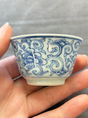 Ten Chinese blue and white cups and eleven saucers, Kangxi — 照片 72