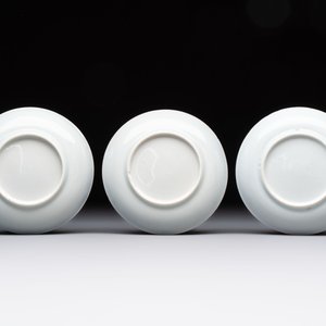 Ten Chinese blue and white cups and eleven saucers, Kangxi — 照片 5