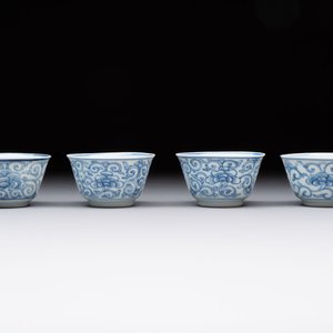 Ten Chinese blue and white cups and eleven saucers, Kangxi — 照片 10