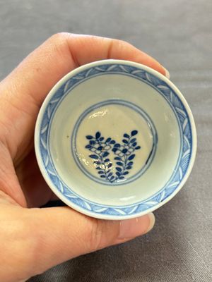 Ten Chinese blue and white cups and nine saucers, Kangxi mark, 19th C. — 照片 59