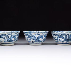 Ten Chinese blue and white cups and nine saucers, Kangxi mark, 19th C. — 照片 23