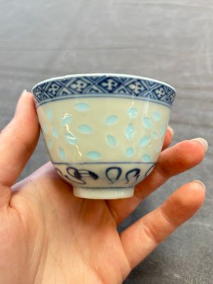 Ten Chinese blue and white cups, seven covers and eight stands, 19/20th C. — photo 17