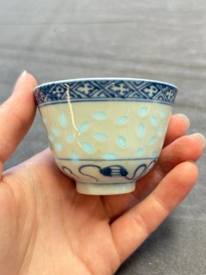 Ten Chinese blue and white cups, seven covers and eight stands, 19/20th C. — photo 22