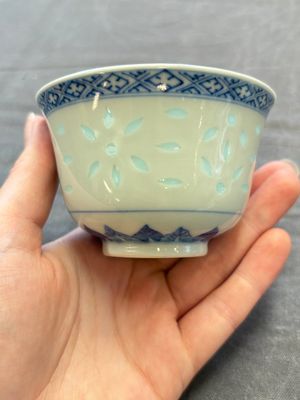 Ten Chinese blue and white cups, seven covers and eight stands, 19/20th C. — photo 54