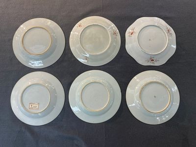 Ten Chinese blue and white, famille rose and verte plates, Kangxi and later — 照片 2