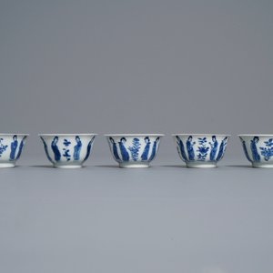 Ten Chinese blue and white 'Long Eliza' cups and saucers, Kangxi — 照片 12