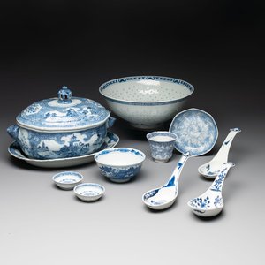 Ten Chinese blue and white wares, Jin Tang Fa Ji 錦堂發記 and Wan Yu 玩玉 mark, 18/20th C. — photo 1