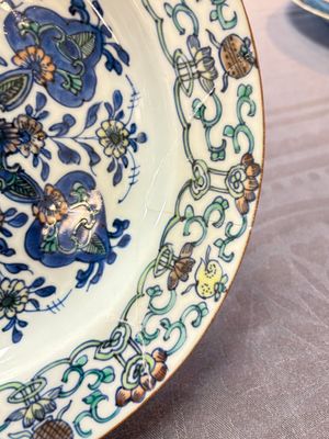 Ten Chinese doucai plates with floral design, Kangxi — 照片 11