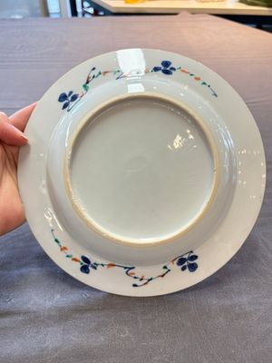 Ten Chinese doucai plates with floral design, Kangxi — 照片 23