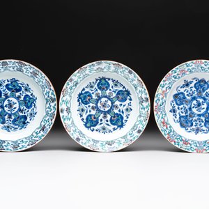 Ten Chinese doucai plates with floral design, Kangxi — 照片 2