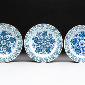 Ten Chinese doucai plates with floral design, Kangxi — 照片 4
