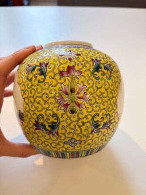 Ten Chinese famille rose and verte wares, Qianlong and Jing De Zhen 景德鎮 marks, 20th C. — foto 22