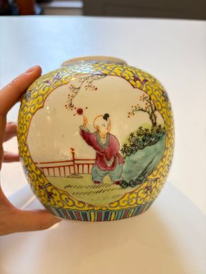 Ten Chinese famille rose and verte wares, Qianlong and Jing De Zhen 景德鎮 marks, 20th C. — foto 23