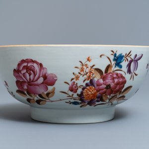 Ten Chinese famille rose plates and a bowl, Qianlong — 照片 8