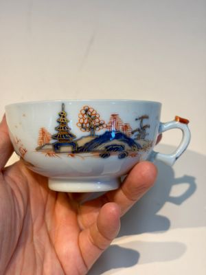 Ten Chinese Imari-style 'Riverscape' cups and saucers, Qianlong — photo 29