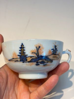 Ten Chinese Imari-style 'Riverscape' cups and saucers, Qianlong — photo 41