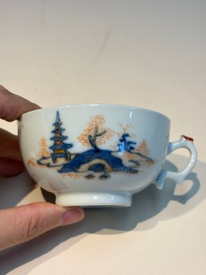 Ten Chinese Imari-style 'Riverscape' cups and saucers, Qianlong — photo 59