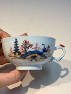 Ten Chinese Imari-style 'Riverscape' cups and saucers, Qianlong — photo 65