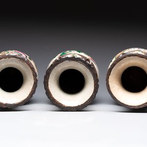 Ten Chinese Nanking famille rose and verte vases, 19/20th C. — foto 10