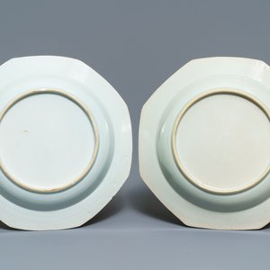 Ten deep octagonal Chinese famille rose 'rooster' plates, Qianlong — photo 3