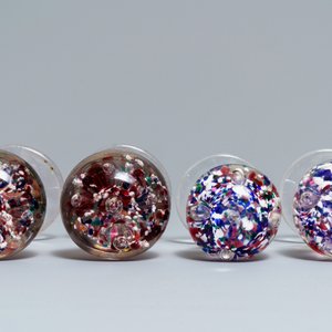 Ten glass paperweights and candlesticks, France, 18/19th C. — 照片 7
