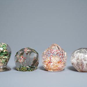 Ten glass paperweights, France, 18/20h C. — 照片 6