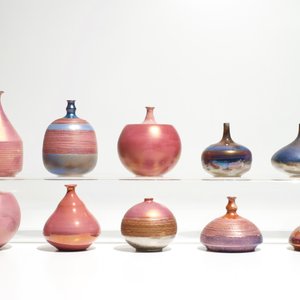 Ten small modernist vases with various blue and pink glazes, Perignem and Amphora, 2nd half 20th C. — 照片 4