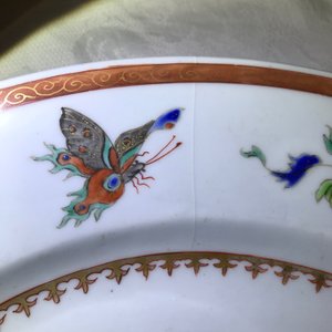 Ten various Chinese famille rose plates, Yongzheng and later — photo 13