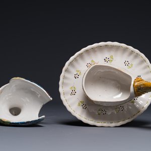 Terrine couverte en forme de coq en faience polychrome, Abtsbessingen, Allemagne, 18ème — photo 4