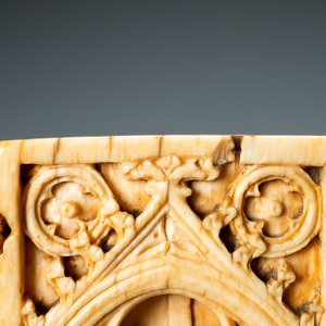 The right panel of an ivory 'Crucifixion' diptych, probably Paris, 14th C. — photo 7