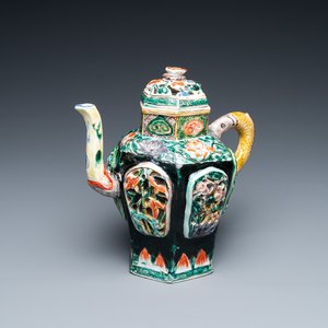 Théière couverte en biscuit émaillé vert, Chine, Kangxi — photo 1