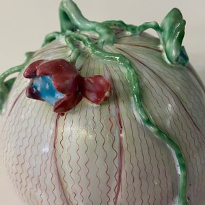 Théière couverte en forme de lotus en porcelaine de Chine famille rose, Yongzheng — photo 12
