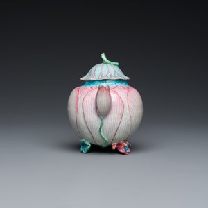 Théière couverte en forme de lotus en porcelaine de Chine famille rose, Yongzheng — photo 5