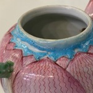 Théière couverte en forme de lotus en porcelaine de Chine famille rose, Yongzheng — photo 9