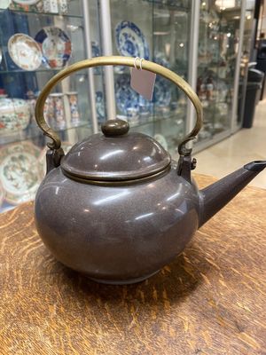 Théière couverte en grès de Yixing poli de couleur pourpre pour le marché thai, Chine, 19ème — photo 3