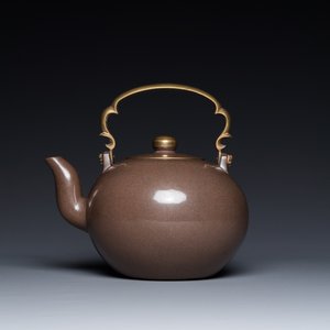 Théière couverte en grès de Yixing poli pour le marché thai, Chine, 19ème — photo 2