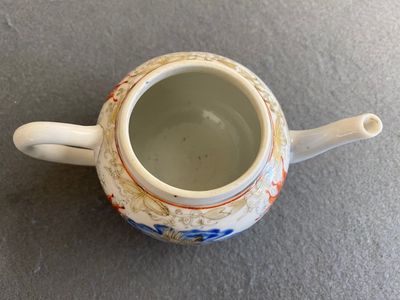 Théière couverte en porcelaine de Chine à décor de carpes et de grues, Yongzheng — photo 6