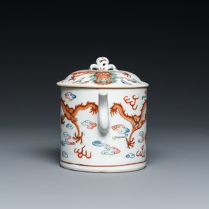 Théière couverte en porcelaine de Chine famille rose à décor de dragons, marque de Qingwan 清玩, 19ème — photo 5